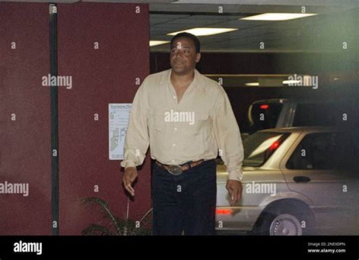 A.C. Cowlings Biography, Age, Height, Wife, Net Worth, Family