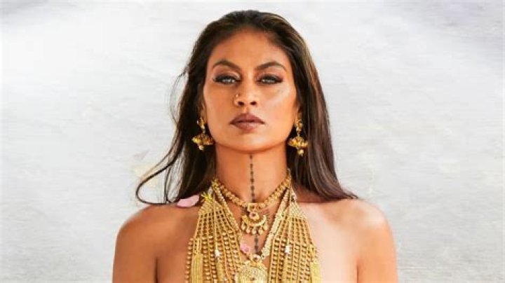 Aaradhna Biography, Age, Height, Husband, Net Worth, Family