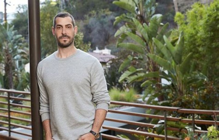 Aaron Bay-Schuck biografía, edad, altura, esposo, net worth, familia