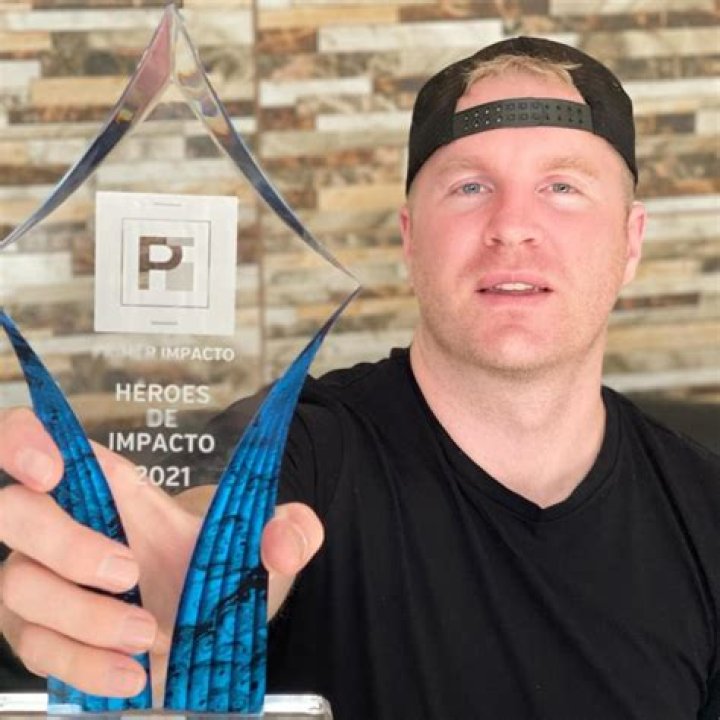 Aaron Murphy Biography, Age, Height, Wife, Net Worth, Family