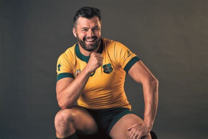 Adam Ashley-Cooper Biography, Age, Height, Wife, Net Worth, Family