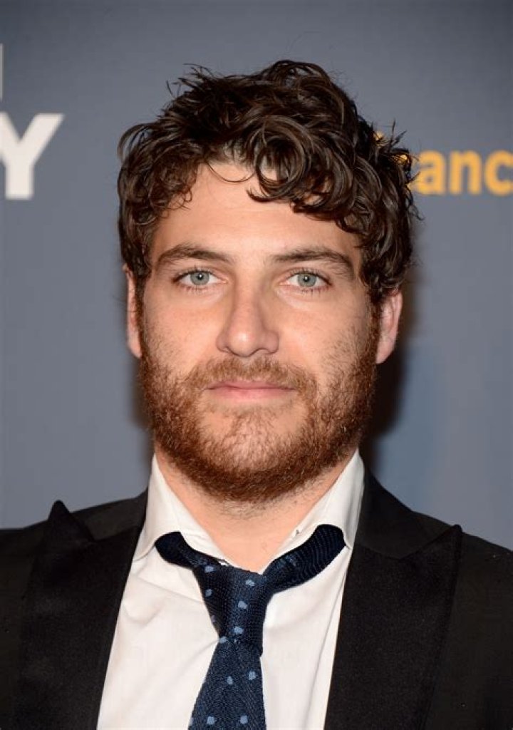 Adam Pally Biography, Age, Height, Wife, Net Worth, Family