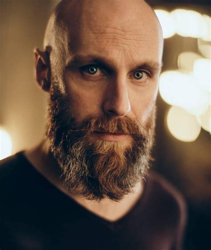 Adam Paul Harvey Biography, Age, Height, Wife, Net Worth, Family