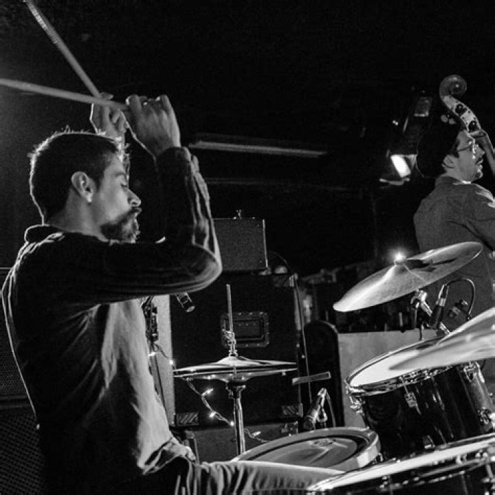 Adam Perry Biography, Age, Height, Wife, Net Worth, Family