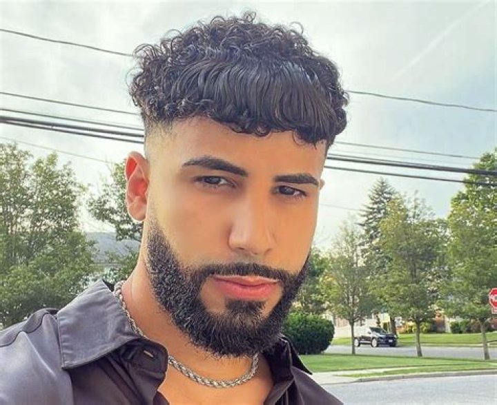 Adam Saleh Biography, Age, Height, Wife, Net Worth, Family