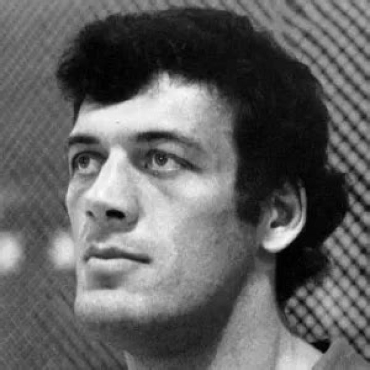 Adam Sandurski Biography, Age, Height, Wife, Net Worth, Family