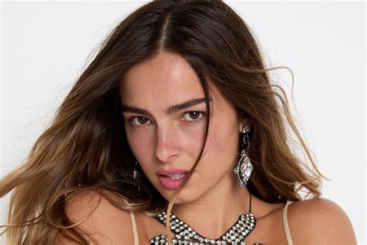 Addison Rae Biography, Age, Height, Husband, Net Worth, Family