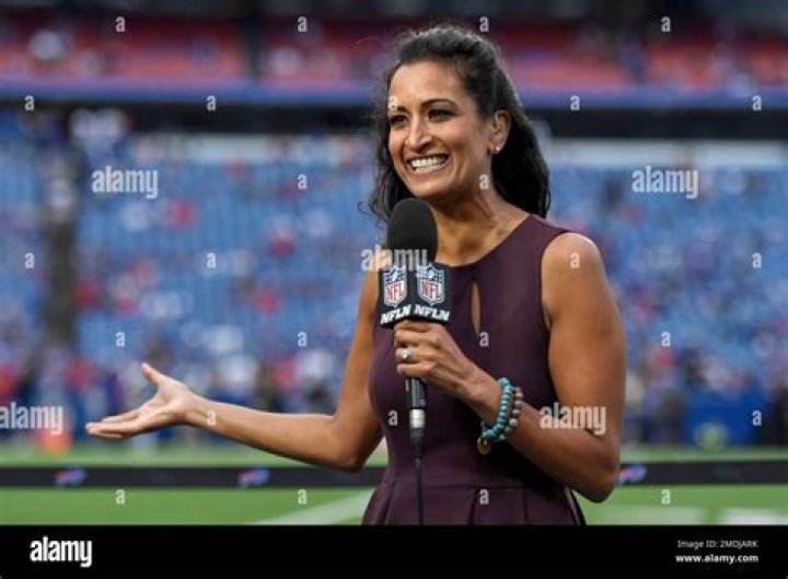 Aditi Kinkhabwala Biography, Age, Height, Husband, Net Worth, Family