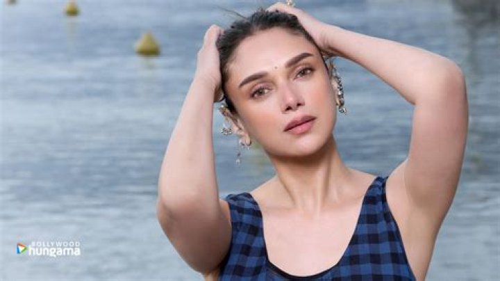 Aditi Rao Hydari Biography, Age, Height, Husband, Net Worth, Family