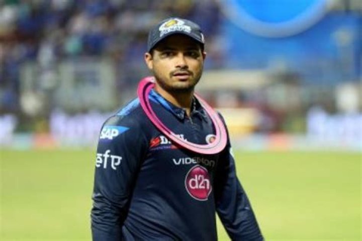 Aditya Tare Biography, Age, Height, Wife, Net Worth, Family