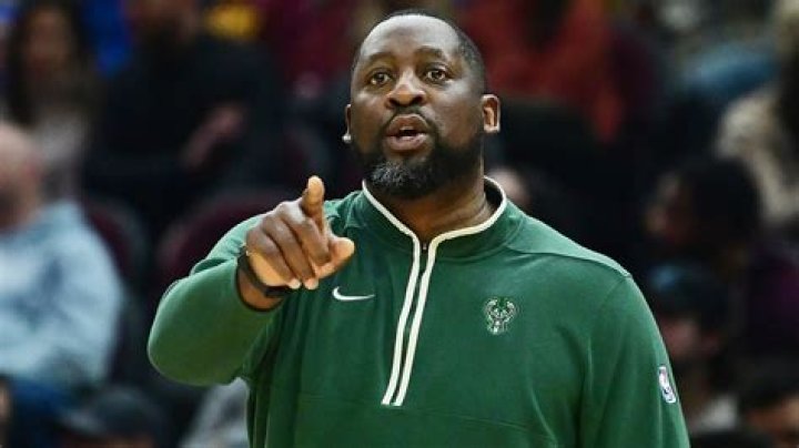 Adrian Griffin Biography, Age, Height, Wife, Net Worth, Family