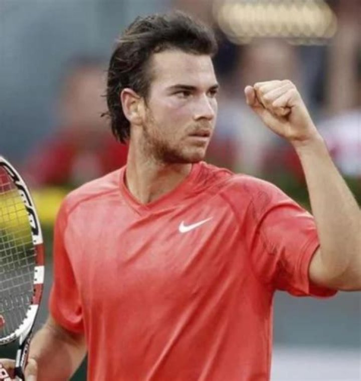 Adrian Mannarino Biography, Age, Height, Wife, Net Worth, Family