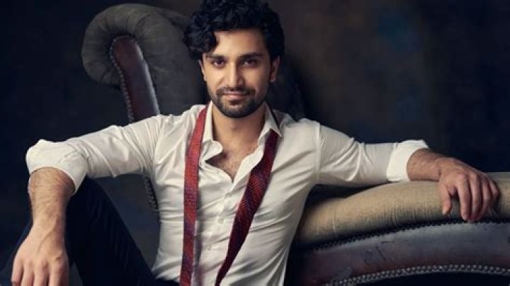 Ahad Raza Mir Biography, Age, Height, Wife, Net Worth, Family