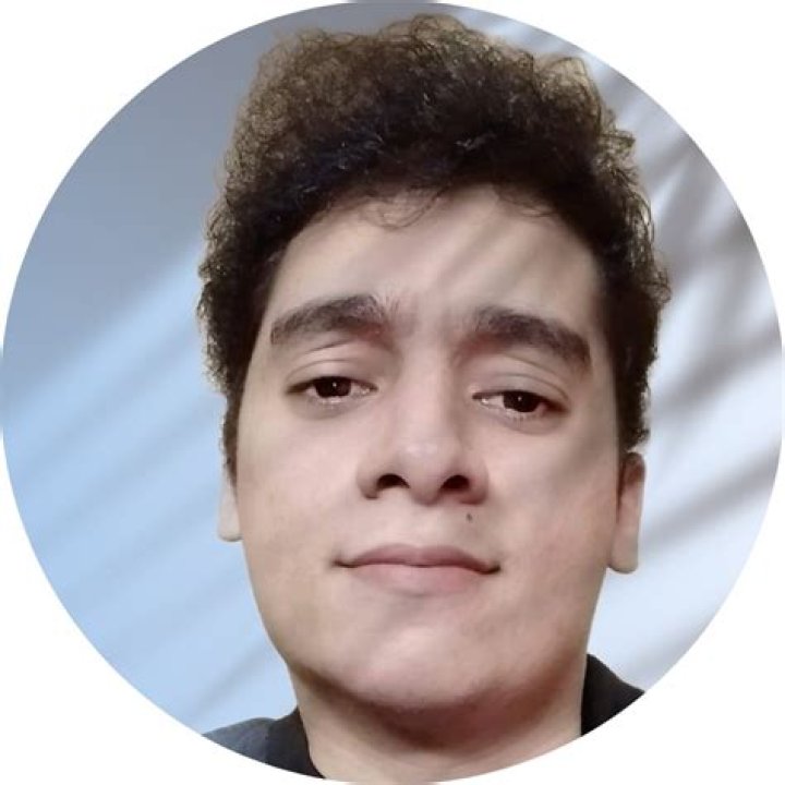 Ahmed Salama Biography, Age, Height, Wife, Net Worth, Family