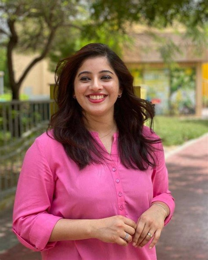 Aima Rosmy Sebastian Biography, Age, Height, Husband, Net Worth, Family