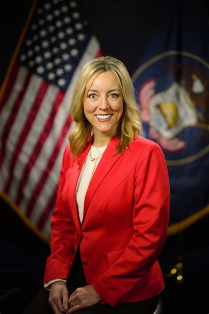 Aimee Winder Newton Biography, Age, Height, Husband, Net Worth, Family