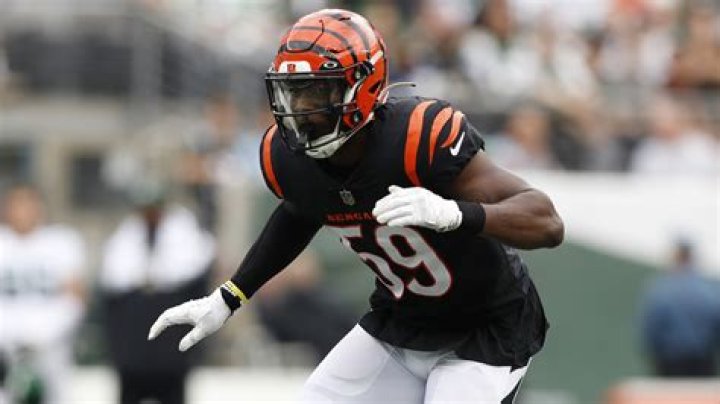 Akeem Davis Biography, Age, Height, Wife, Net Worth, Family