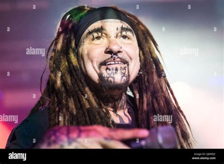 Al Jourgensen biografía, edad, altura, esposo, net worth, familia