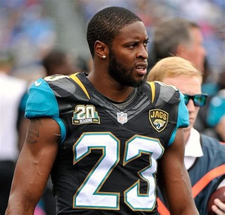 Alan Ball Biography, Age, Height, Wife, Net Worth, Family