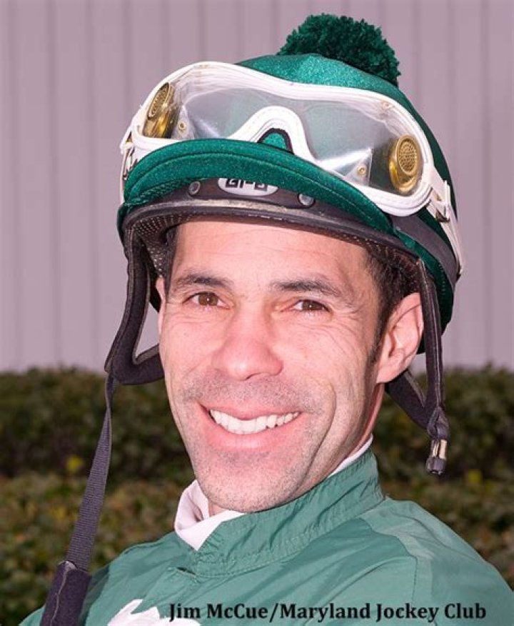 Alberto Delgado Biography, Age, Height, Wife, Net Worth, Family