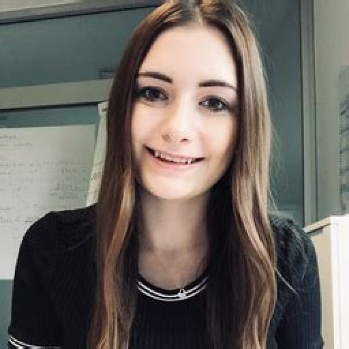 Alexandra Bartha Biography, Age, Height, Husband, Net Worth, Family