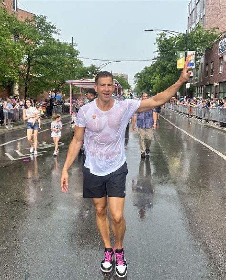 Alexi Giannoulias Biography, Age, Height, Wife, Net Worth, Family