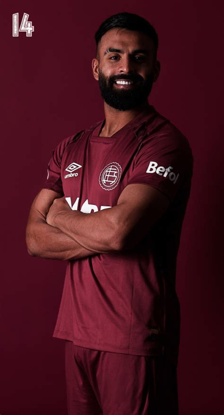 Alexis Canelo Biography, Age, Height, Wife, Net Worth, Family