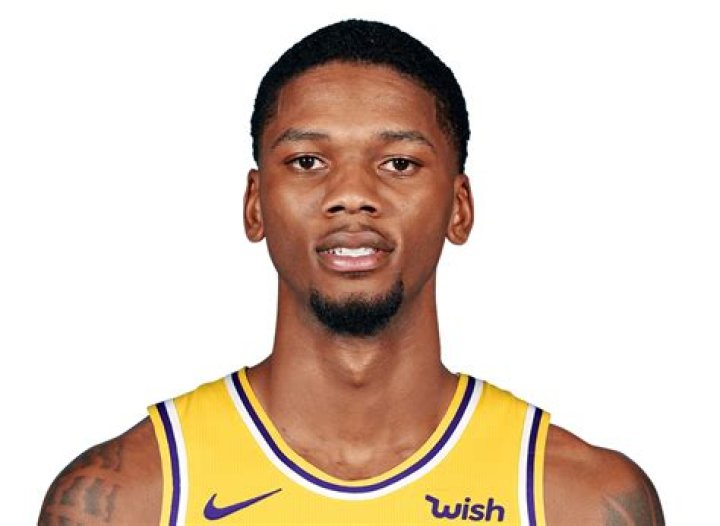 Alfonzo McKinnie Biography, Age, Height, Wife, Net Worth, Family
