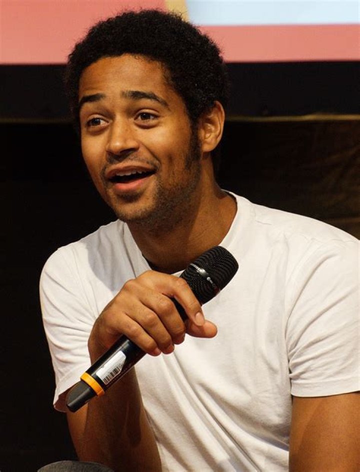 Alfred Enoch Biography, Age, Height, Wife, Net Worth, Family