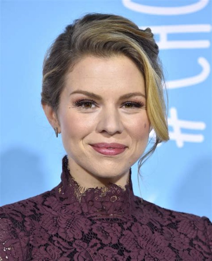 Ali Liebert Biography, Age, Height, Husband, Net Worth, Family