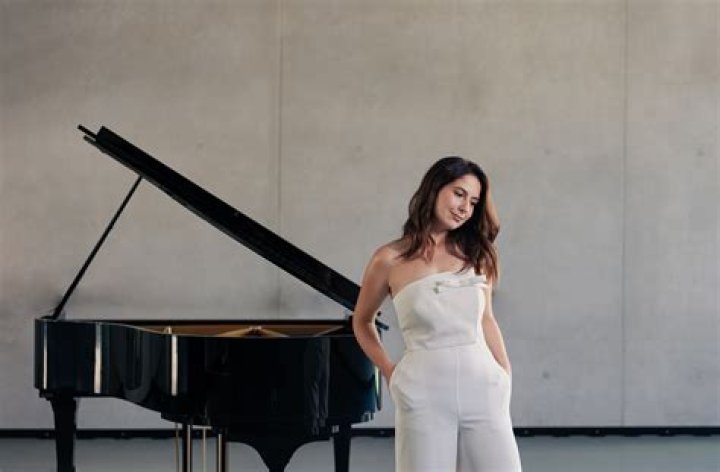 Alina Bercu Biography, Age, Height, Husband, Net Worth, Family