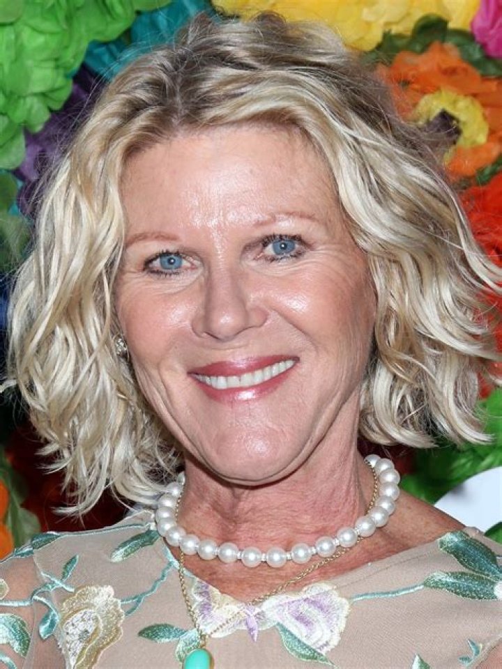 Alley Mills Biography, Age, Height, Husband, Net Worth, Family