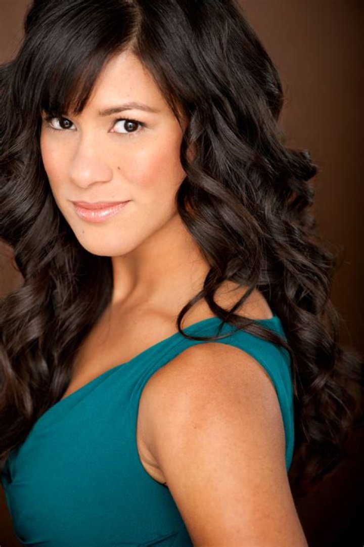 Allie Cohen Biography, Age, Height, Husband, Net Worth, Family