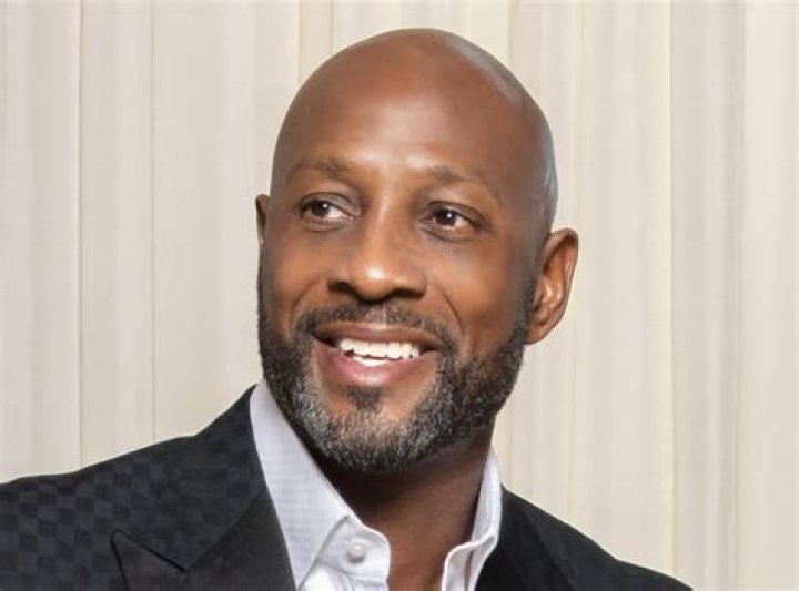Alonzo Mourning Biography, Age, Height, Wife, Net Worth, Family