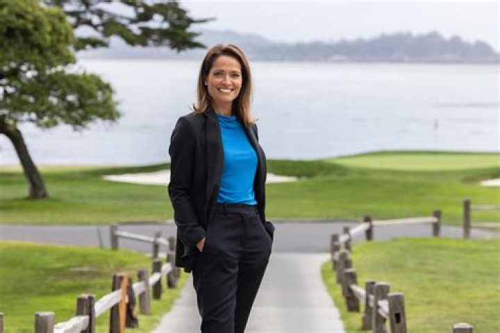 Amanda Stretton Biography, Age, Height, Husband, Net Worth, Family