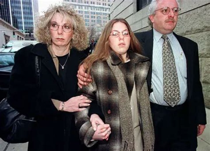 Amy Grossberg and Brian Peterson Biography, Age, Height, Husband, Net Worth, Family