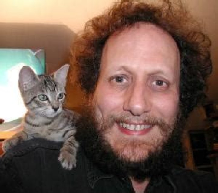 Andrew Koenig Biography, Age, Height, Wife, Net Worth, Family