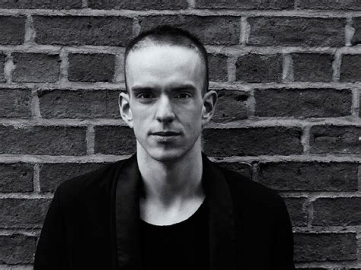 Andrew McMillan Biography, Age, Height, Wife, Net Worth, Family