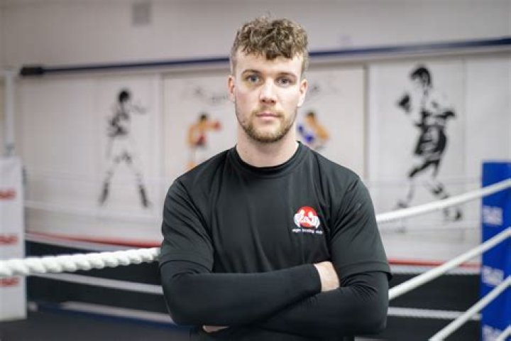 Andrew Smart Biography, Age, Height, Wife, Net Worth, Family