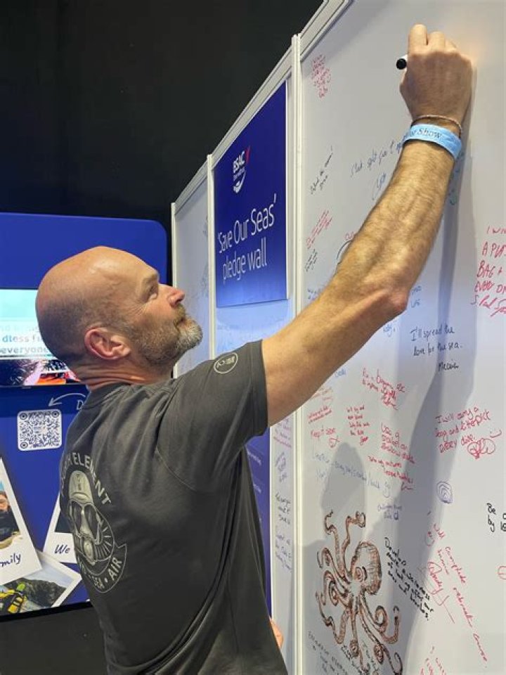 Andy Torbet Biography, Age, Height, Wife, Net Worth, Family