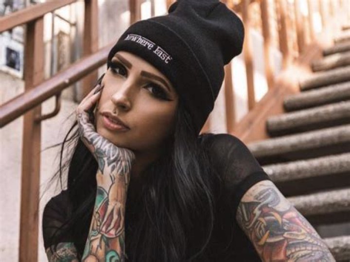 Angela Mazzanti Biography, Age, Height, Husband, Net Worth, Family