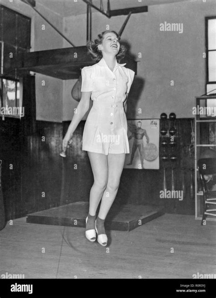 Ann Morriss Biography, Age, Height, Husband, Net Worth, Family