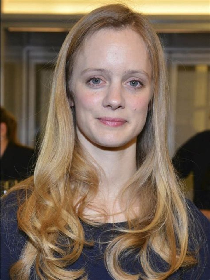 Anne Kanis Biography, Age, Height, Husband, Net Worth, Family