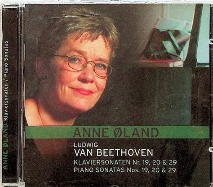 Anne Øland Biography, Age, Height, Wife, Net Worth and Family