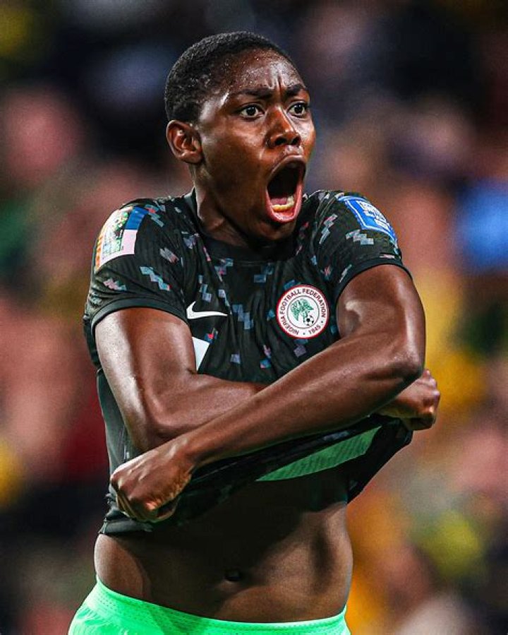 Asisat Oshoala Biography, Age, Height, Husband, Net Worth, Family