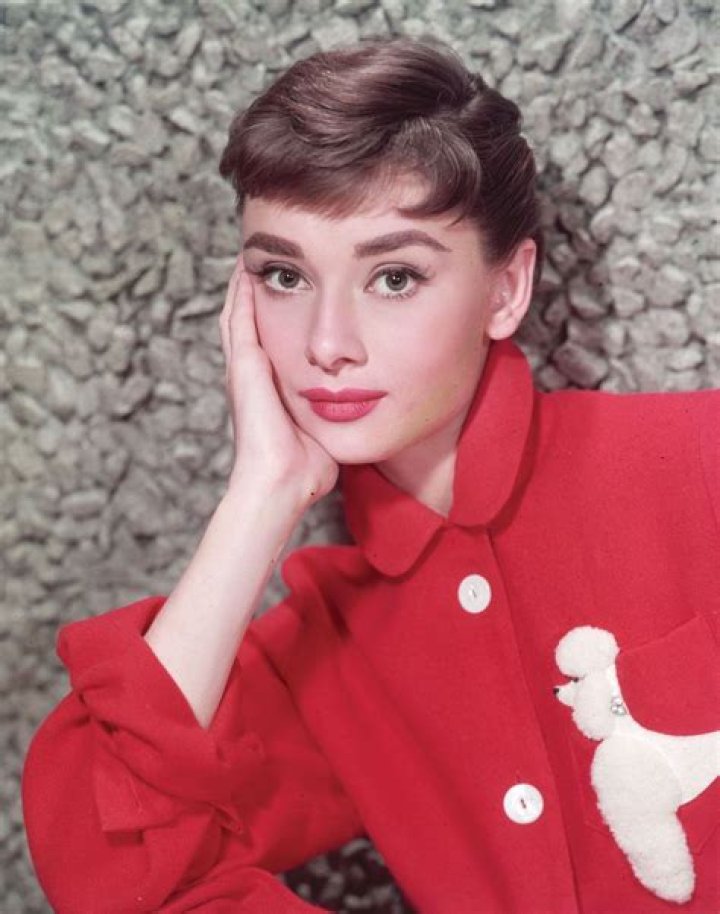 Audrey Hepburn Biography, Age, Height, Husband, Net Worth, Family