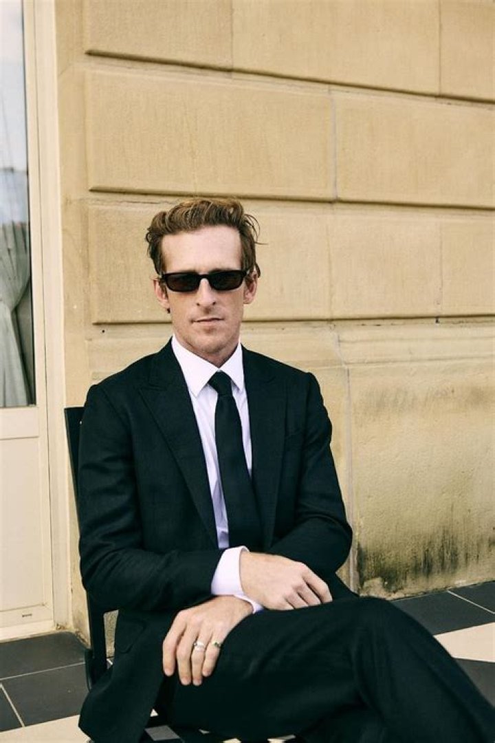 Austin Amelio Biography, Age, Height, Wife, Net Worth, Family