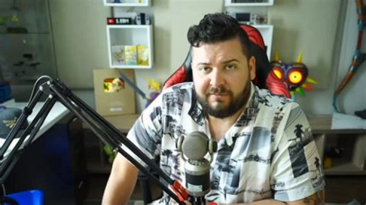 Austin John Biography, Age, Height, Wife, Net Worth, Family