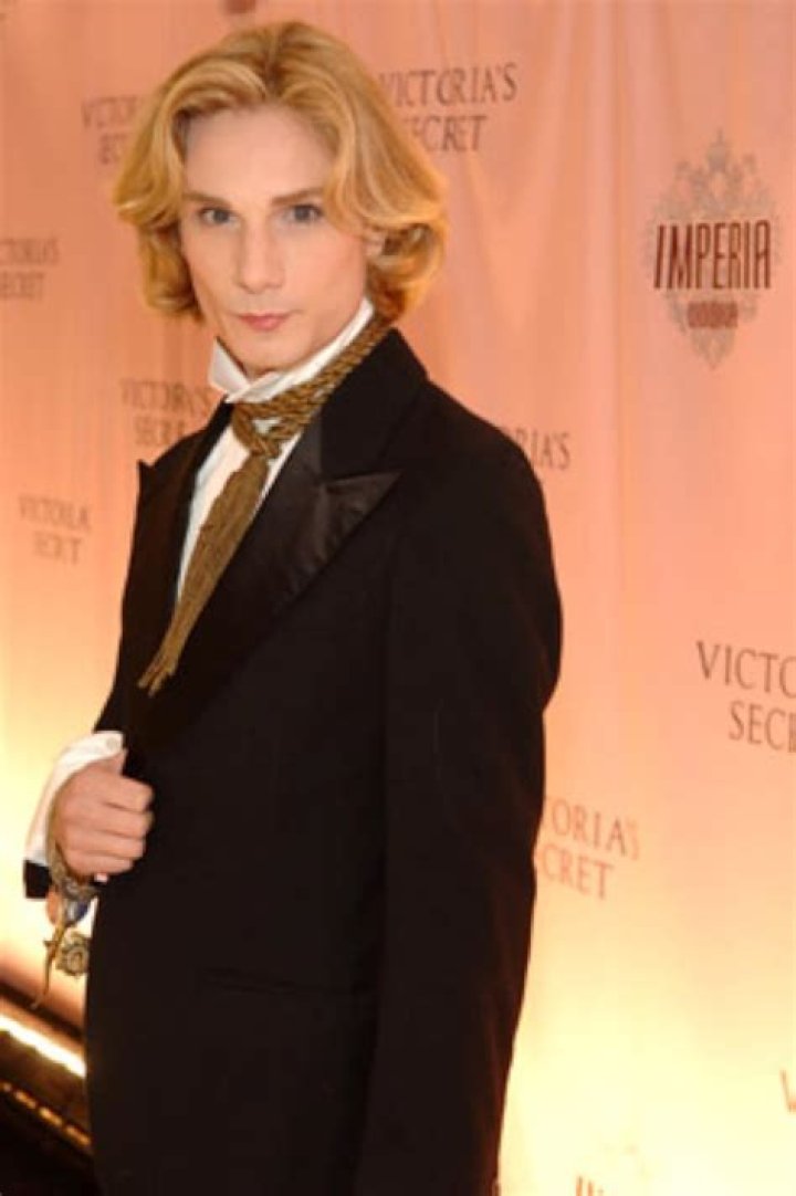 Austin Scarlett Biography, Age, Height, Wife, Net Worth, Family