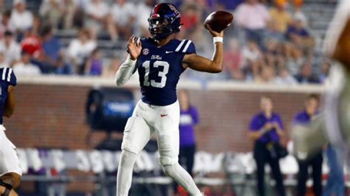 Austin Simmons Biography, Age, Height, Wife, Net Worth, Family